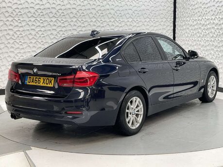 BMW 3 Series 2.0 330e SE Auto 4dr 3
