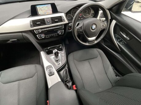 BMW 3 Series 2.0 330e SE Auto 4dr 29