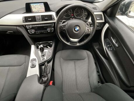 BMW 3 Series 2.0 330e SE Auto 4dr 28