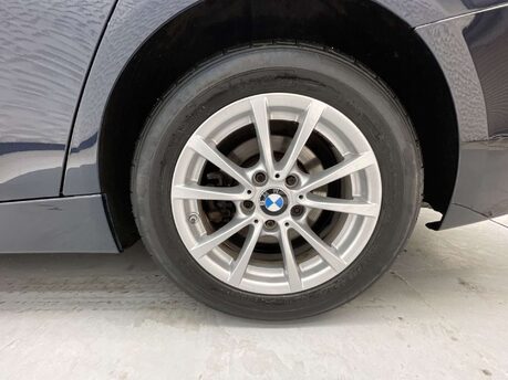 BMW 3 Series 2.0 330e SE Auto 4dr 46
