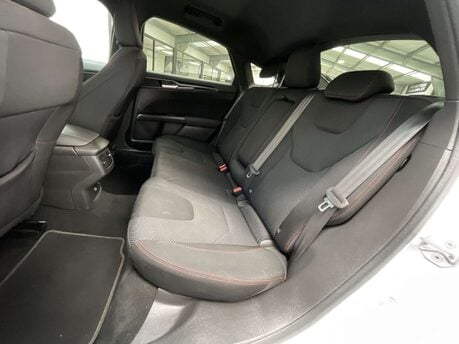 Ford Mondeo 2.0 Mondeo ST-Line TDCi 5dr 38