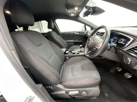 Ford Mondeo 2.0 Mondeo ST-Line TDCi 5dr 25