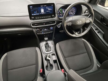 Hyundai KONA 1.6 Kona Premium GDi HEV Semi-Auto 5dr 27