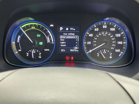 Hyundai KONA 1.6 Kona Premium GDi HEV Semi-Auto 5dr 6