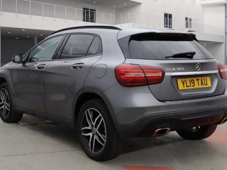 Mercedes-Benz GLA 1.6 GLA 180 Urban Edition Auto 5dr 8