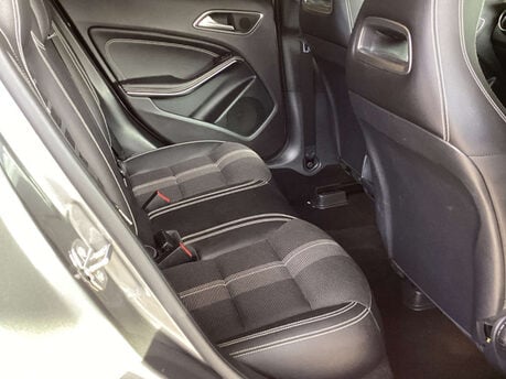 Mercedes-Benz GLA 1.6 GLA 180 Urban Edition Auto 5dr 5