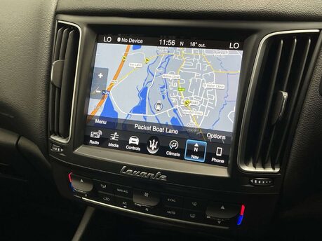 Maserati Levante 3.0 Levante D V6 Auto 4WD 5dr 8