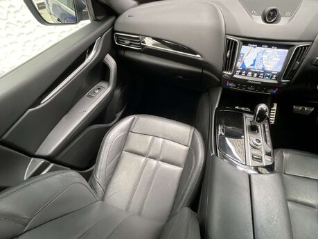 Maserati Levante 3.0 Levante D V6 Auto 4WD 5dr 31