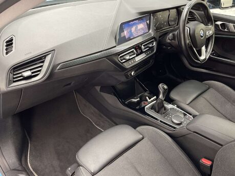 BMW 2 Series 1.5 218I Sport 4dr 28