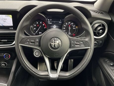 Alfa Romeo Stelvio 2.0T Nero Edizione Auto Q4 AWD Euro 6 (s/s) 5dr 31