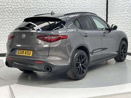 Alfa Romeo Stelvio 2.0T Nero Edizione Auto Q4 AWD Euro 6 (s/s) 5dr 3
