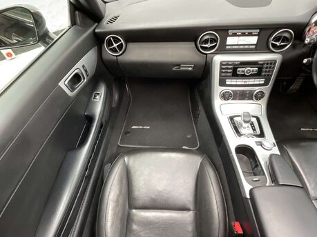 Mercedes-Benz SLK 2.1 SLK 250 D AMG Sport Auto 2dr 26