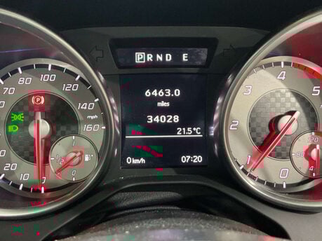 Mercedes-Benz SLK 2.1 SLK 250 D AMG Sport Auto 2dr 5