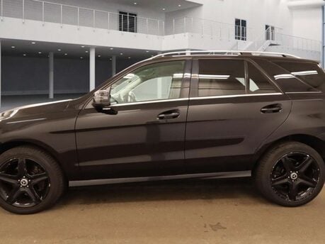 Mercedes-Benz GLE 2.1 GLE 250 D 4Matic AMG Line Auto 4WD 5dr 14