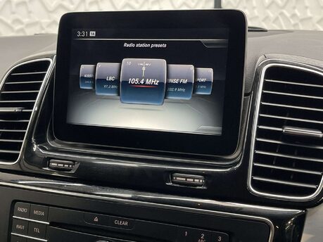 Mercedes-Benz GLE 2.1 GLE 250 D 4Matic AMG Line Auto 4WD 5dr 21