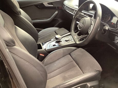 Audi A4 1.4 A4 Black Edition TFSI Semi-Auto 4dr 3