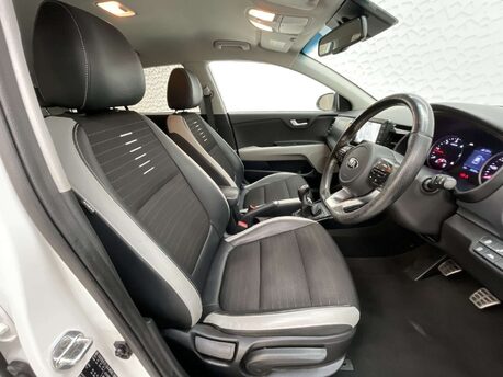 Kia Stonic 1.6 Stonic First Edition CRDi 5dr 24