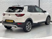 Kia Stonic 1.6 Stonic First Edition CRDi 5dr 3