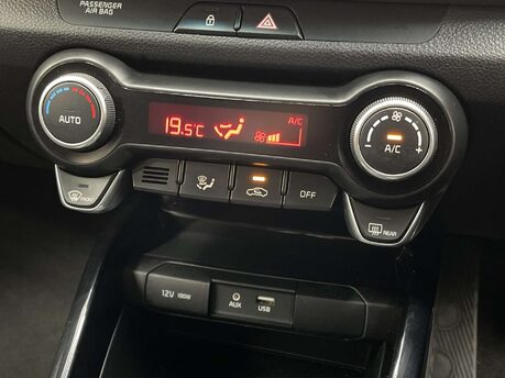 Kia Stonic 1.6 Stonic First Edition CRDi 5dr 34