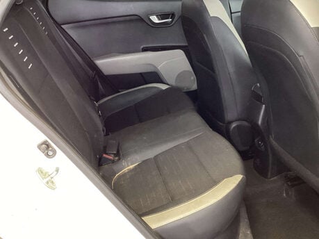 Kia Stonic 1.6 Stonic First Edition CRDi 5dr 4