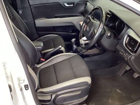 Kia Stonic 1.6 Stonic First Edition CRDi 5dr 3