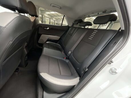 Kia Stonic 1.6 Stonic First Edition CRDi 5dr 39