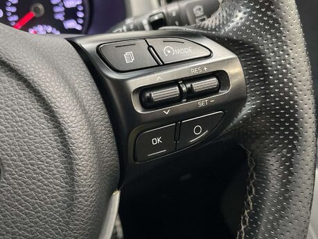 Kia Stonic 1.6 Stonic First Edition CRDi 5dr 32