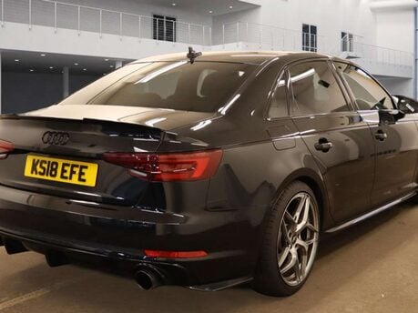 Audi A4 2.0 A4 Black Edition TFSI Semi-Auto 4dr 11