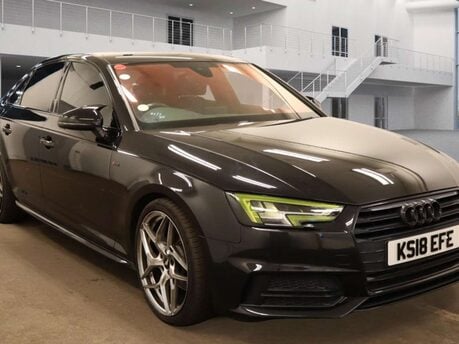 Audi A4 2.0 A4 Black Edition TFSI Semi-Auto 4dr 1