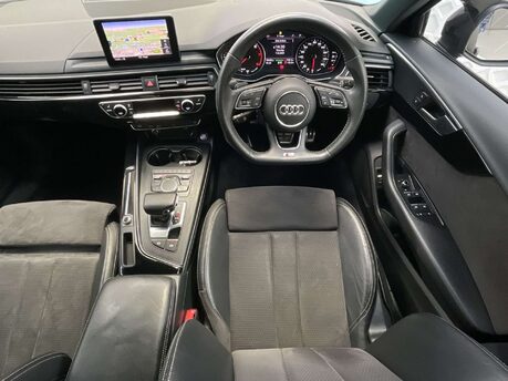 Audi A4 2.0 A4 Black Edition TFSI Semi-Auto 4dr 27