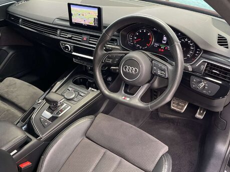 Audi A4 2.0 A4 Black Edition TFSI Semi-Auto 4dr 2