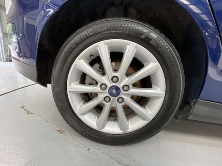 Ford Focus 1.5 Focus Titanium 5dr 44