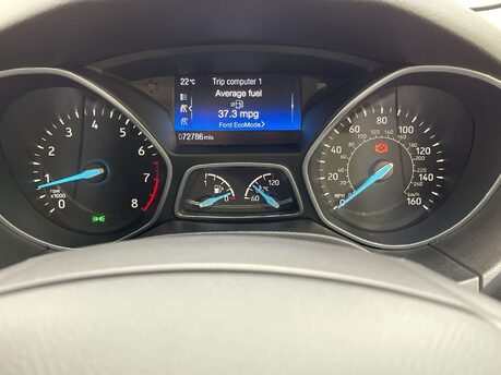 Ford Focus 1.5 Focus Titanium 5dr 6