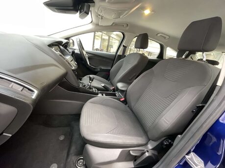 Ford Focus 1.5 Focus Titanium 5dr 26
