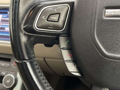 Land Rover Range Rover Evoque 2.2 Range Rover Evoque Pure Tech SD4 Auto 4WD 5dr 33