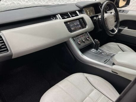 Land Rover Range Rover Sport 3.0 Range Rover Sport Autobiography Dynamic SDV6 Auto 4WD 5dr 25