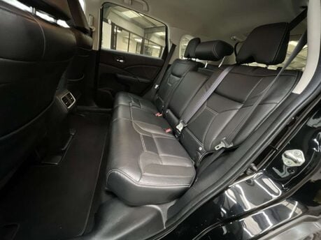 Honda CR-V 1.6 CR-V Black Edition i-DTec 4WD 5dr 37