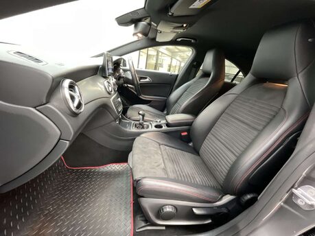 Mercedes-Benz CLA Class 1.6 CLA 180 AMG Line 4dr 28