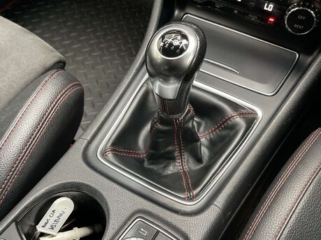 Mercedes-Benz CLA Class 1.6 CLA 180 AMG Line 4dr 36