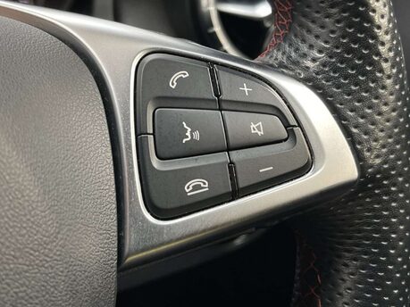 Mercedes-Benz CLA Class 1.6 CLA 180 AMG Line 4dr 34