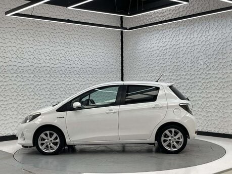 Toyota Yaris 1.5 Yaris T Spirit Hybrid CVT 5dr 13