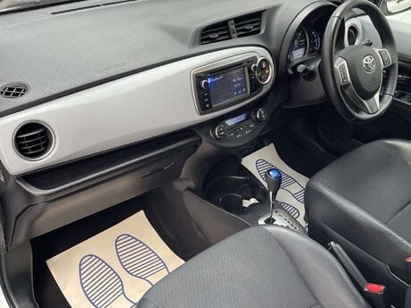 Toyota Yaris 1.5 Yaris T Spirit Hybrid CVT 5dr 14