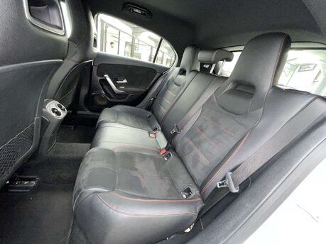 Mercedes-Benz A Class 1.3 A 200 AMG Line Exeutive Auto 5dr 40