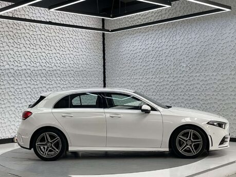 Mercedes-Benz A Class 1.3 A 200 AMG Line Exeutive Auto 5dr 4
