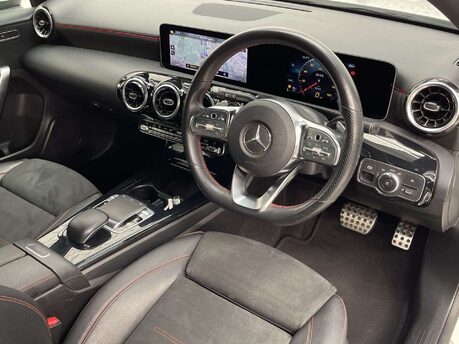 Mercedes-Benz A Class 1.3 A 200 AMG Line Exeutive Auto 5dr 2