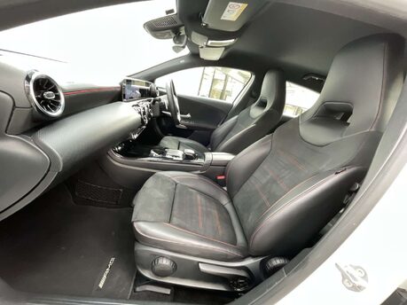 Mercedes-Benz A Class 1.3 A 200 AMG Line Exeutive Auto 5dr 27