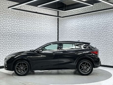 Infiniti Q30 1.5 Q30 Sport D 5dr 17
