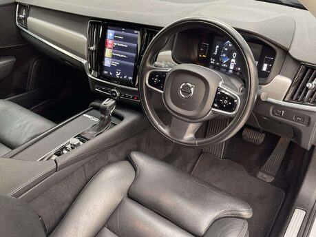 Volvo S90 2.0 S90 Momentum Pro D4 Auto 4dr 2