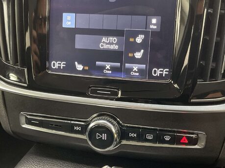 Volvo S90 2.0 S90 Momentum Pro D4 Auto 4dr 38