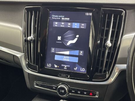 Volvo S90 2.0 S90 Momentum Pro D4 Auto 4dr 26
